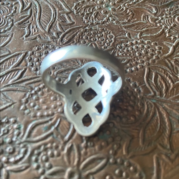 Blue Opal Sterling Silver Celtic Knots Ring EUC 7 - Picture 5 of 6